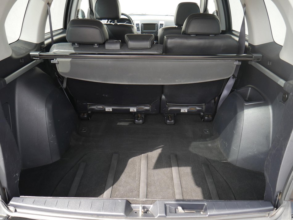 Citroën C-Crosser 2.2HDi  4x4