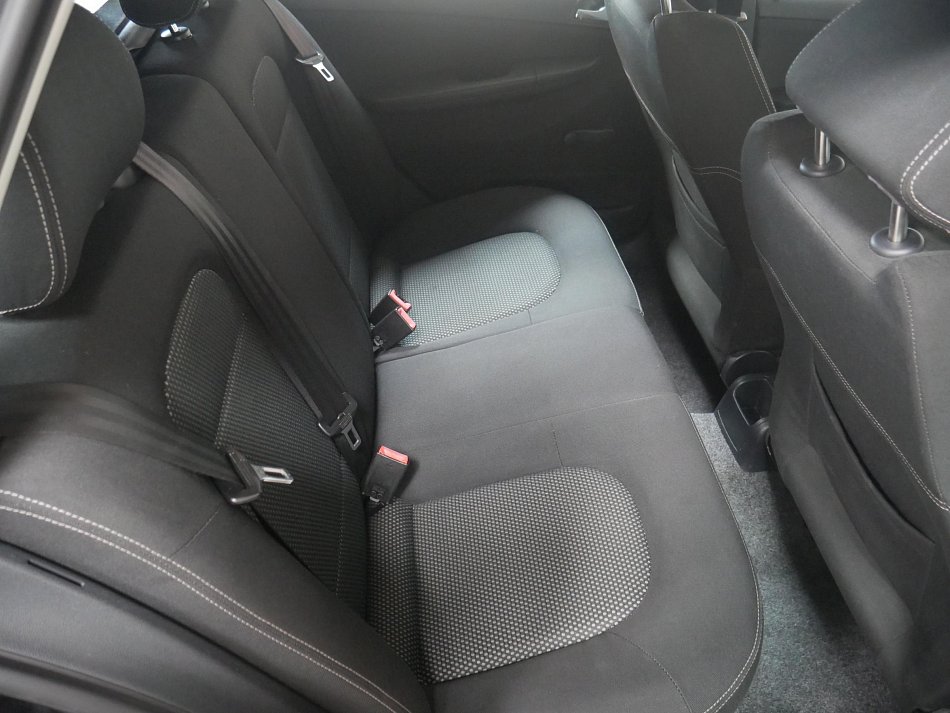 Škoda Fabia I 1.4i 16V Sport