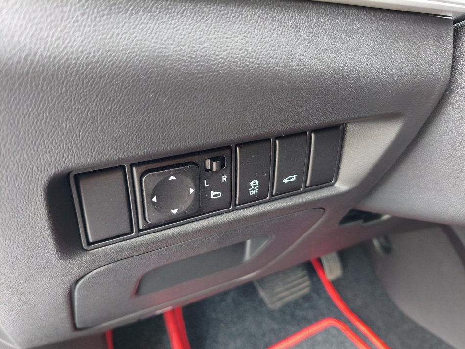 Dongfeng T5 Evo 1.5 i 