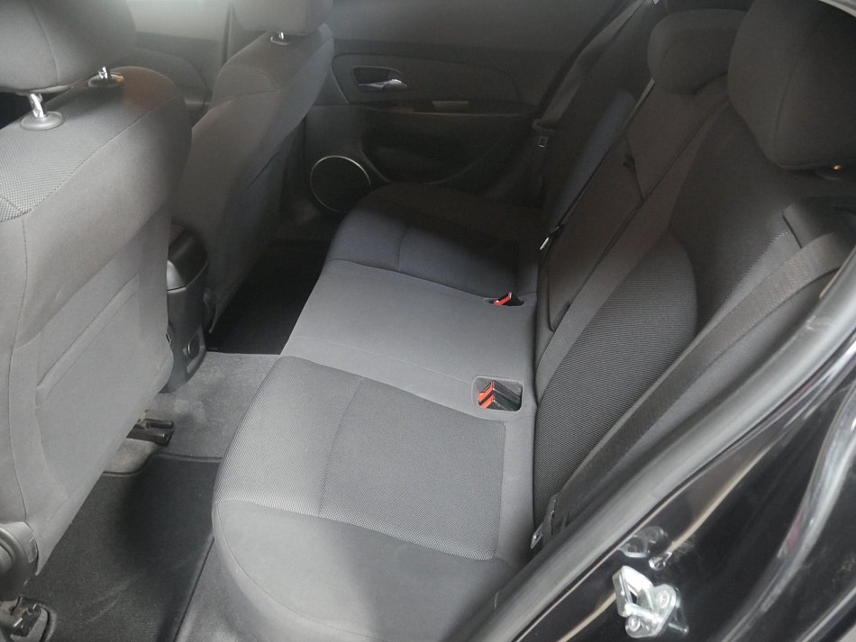Chevrolet Cruze 1.8 16V 