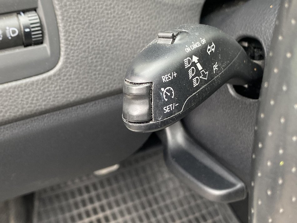 Volkswagen Polo 1.2 TSi CROSS