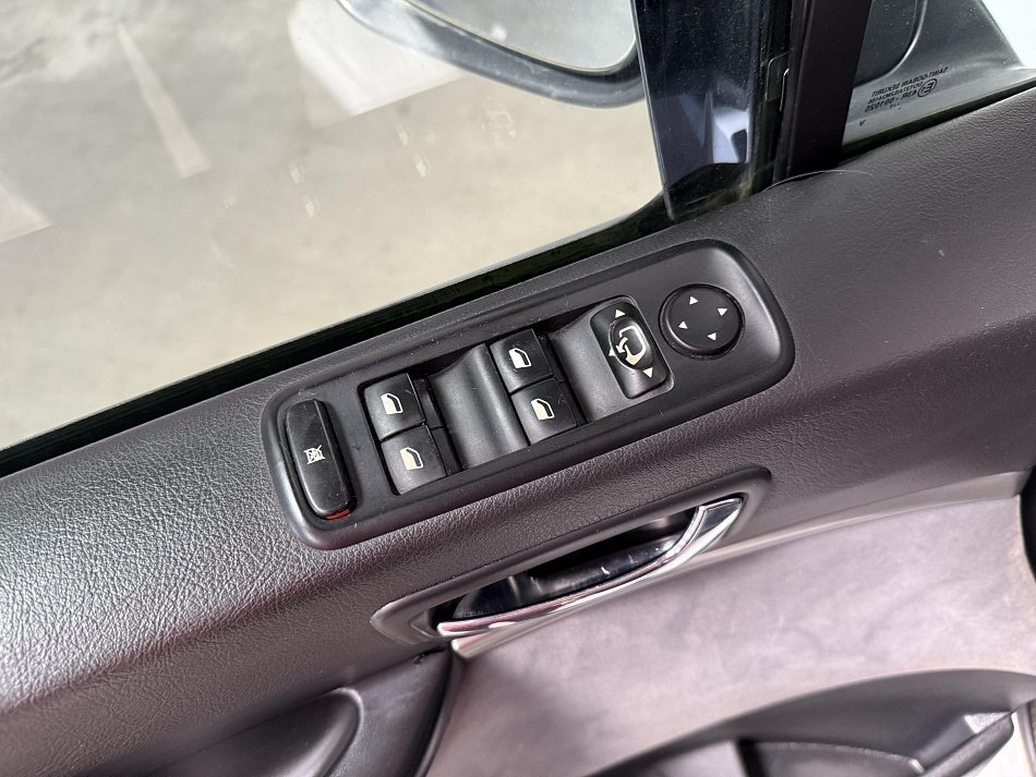 Peugeot 807 2.0HDi 