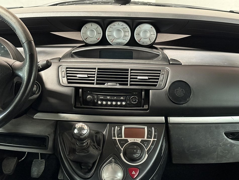 Peugeot 807 2.0HDi 