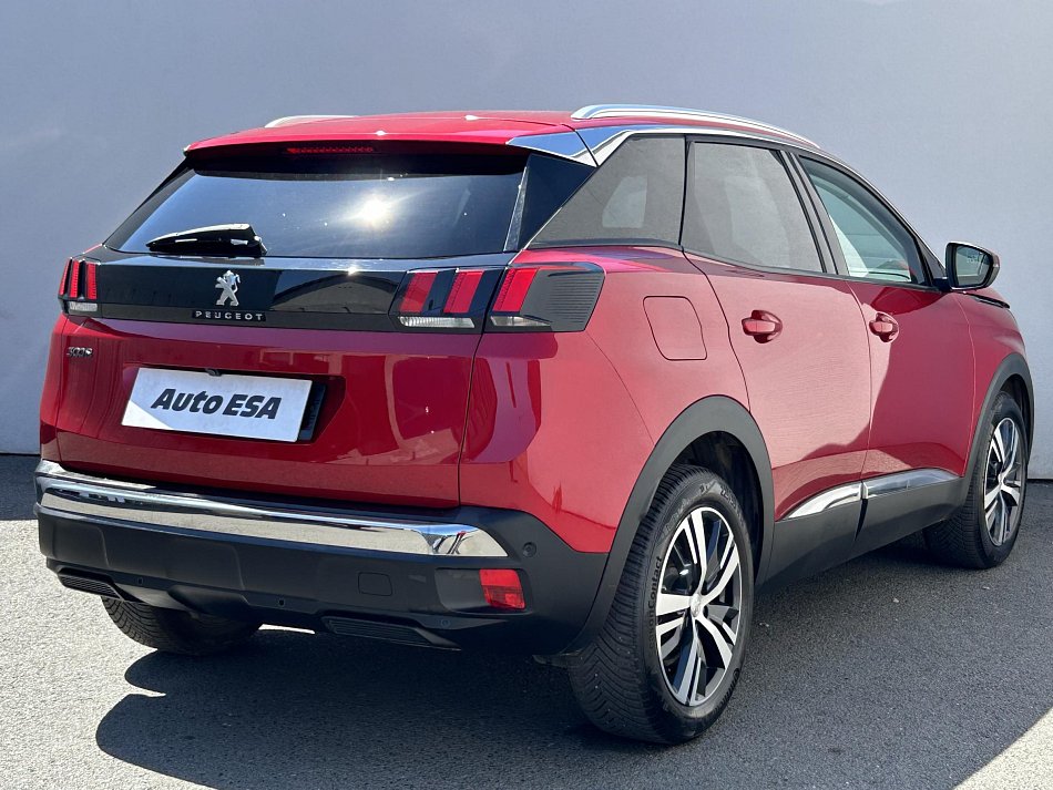 Peugeot 3008 1.2 PT Allure