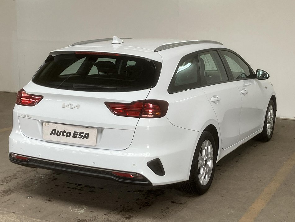 Kia Ceed 1.5T-GDi 