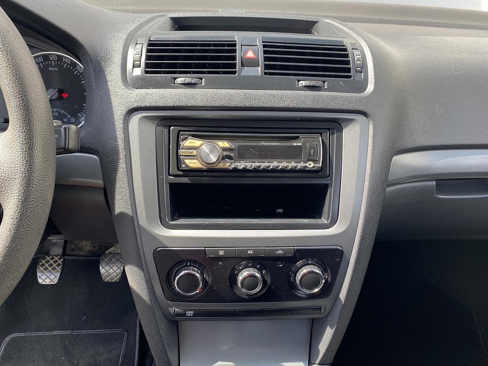 Škoda Octavia II 1.6 TDi Active