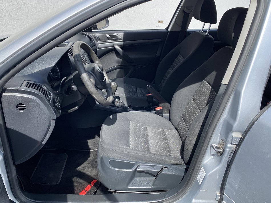 Škoda Octavia II 1.6 TDi Active