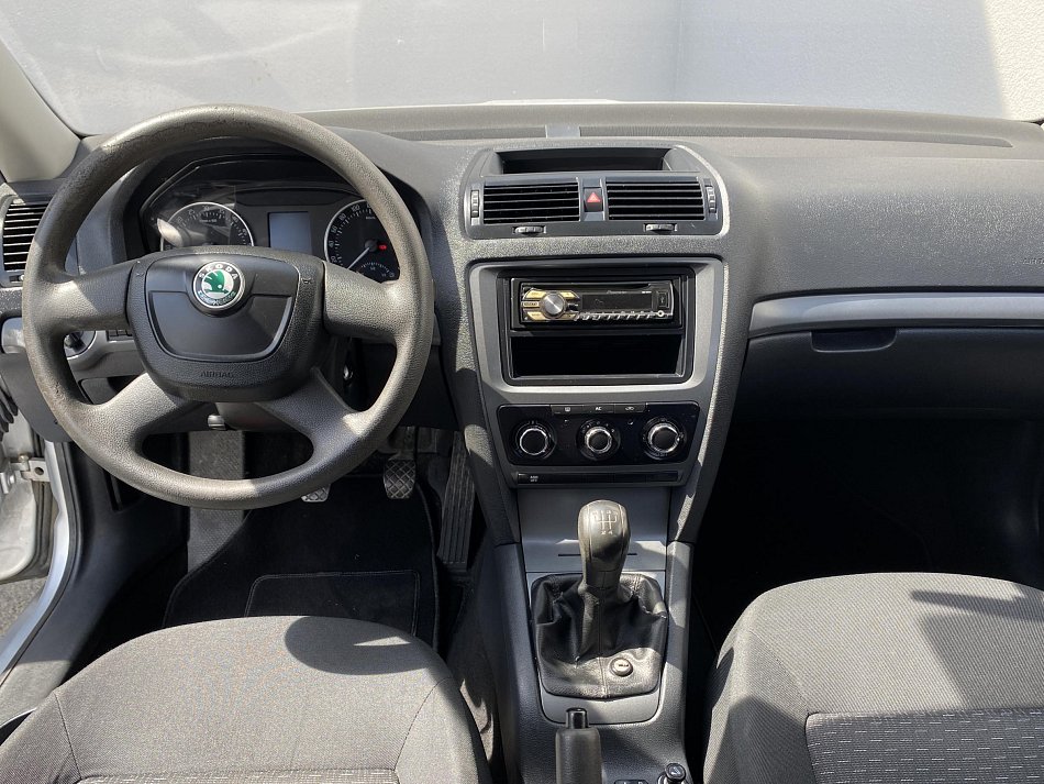 Škoda Octavia II 1.6 TDi Active