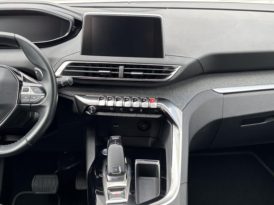 Peugeot 3008 1.2 PT Allure