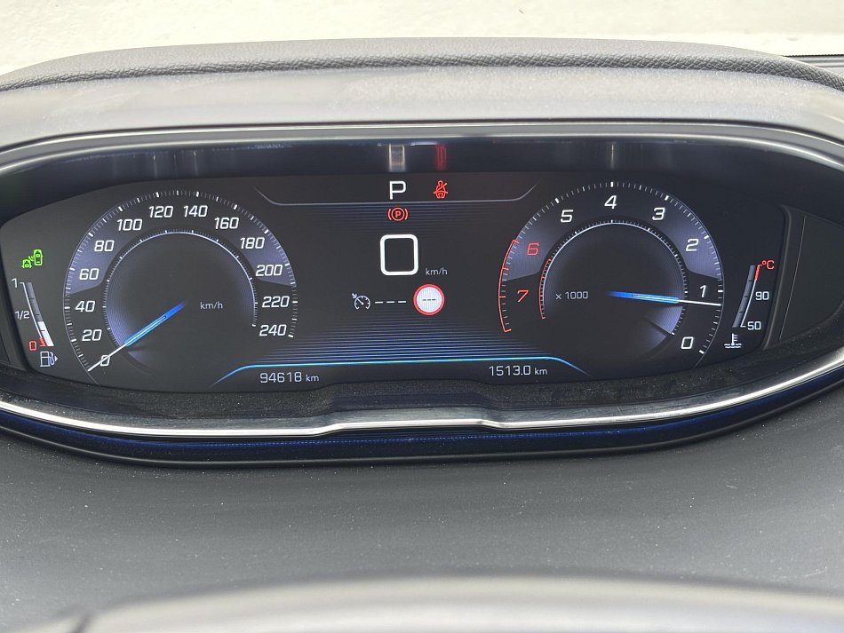 Peugeot 3008 1.2 PT Allure