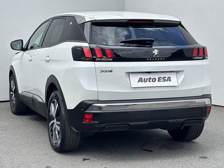 Peugeot 3008 1.2 PT Allure