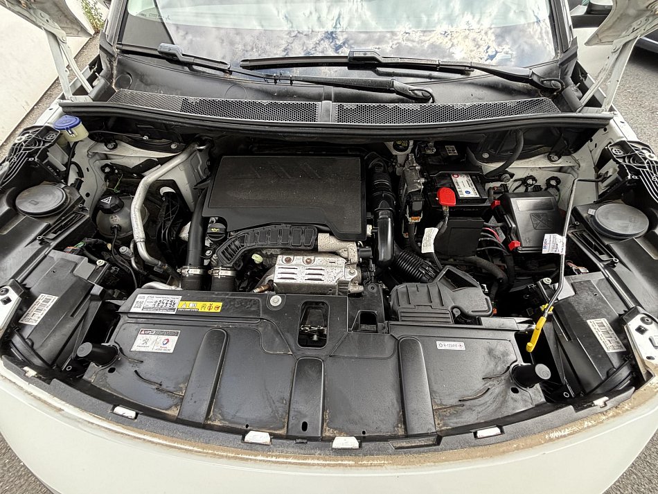 Peugeot 3008 1.2 PT Allure