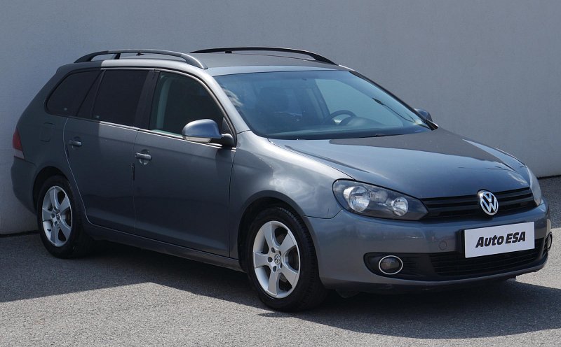 Volkswagen Golf 1.6 TDi 