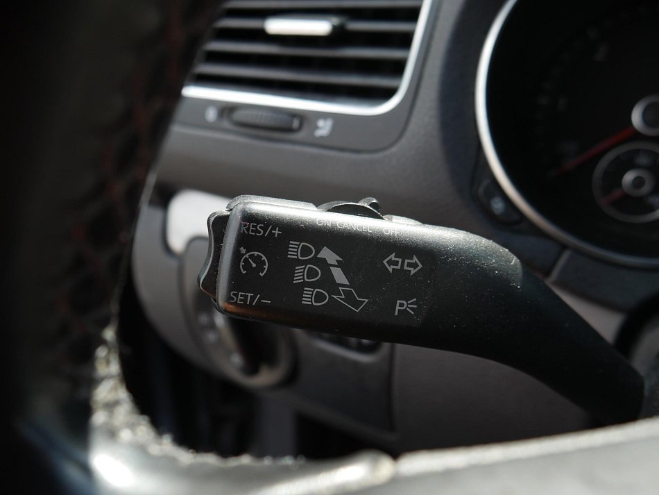 Volkswagen Golf 1.6 TDi 