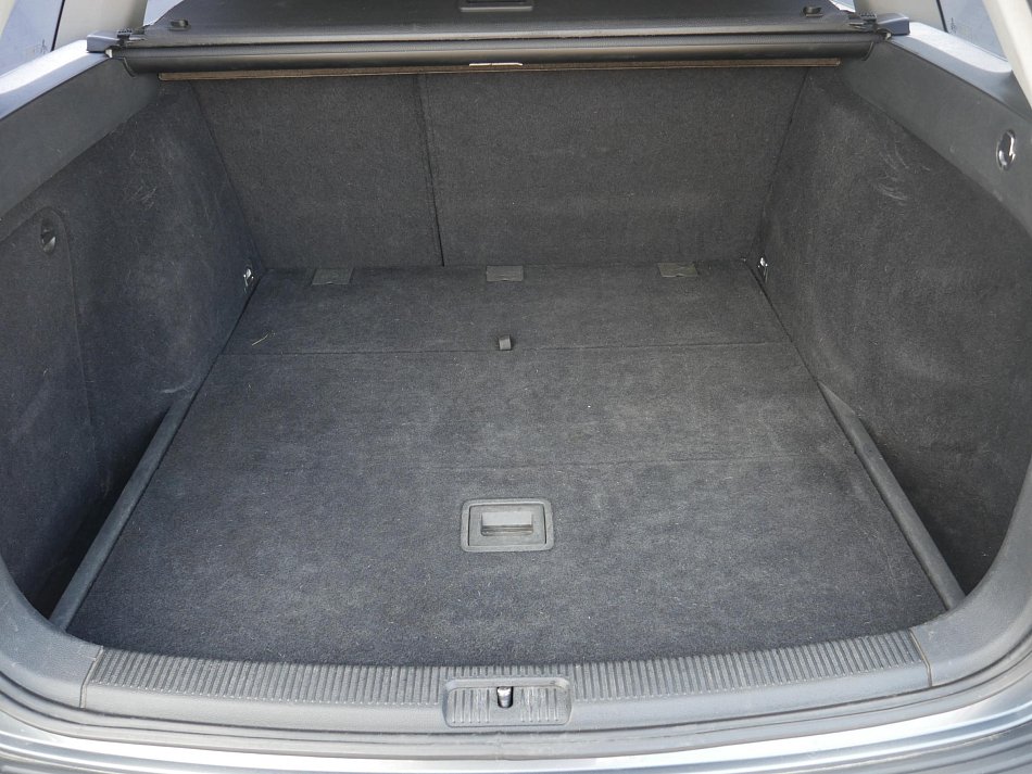 Volkswagen Golf 1.6 TDi 