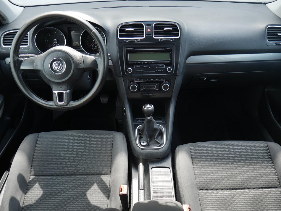 Volkswagen Golf 1.6 TDi 