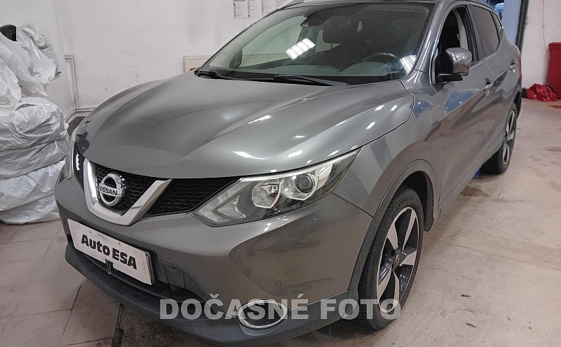 Nissan Qashqai 1.2i 