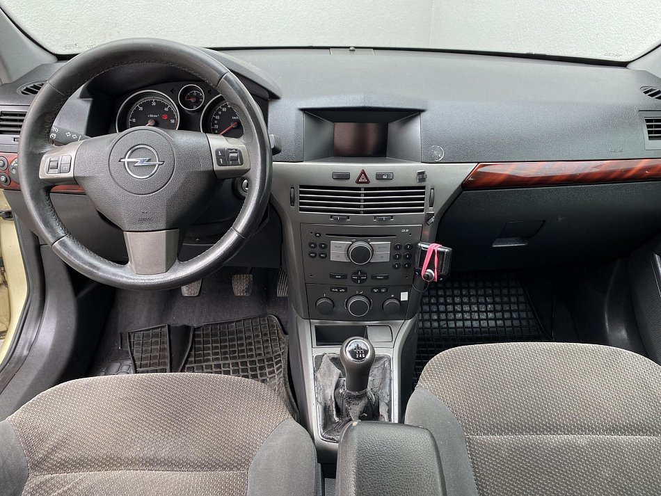 Opel Astra 1.9 CDTi 