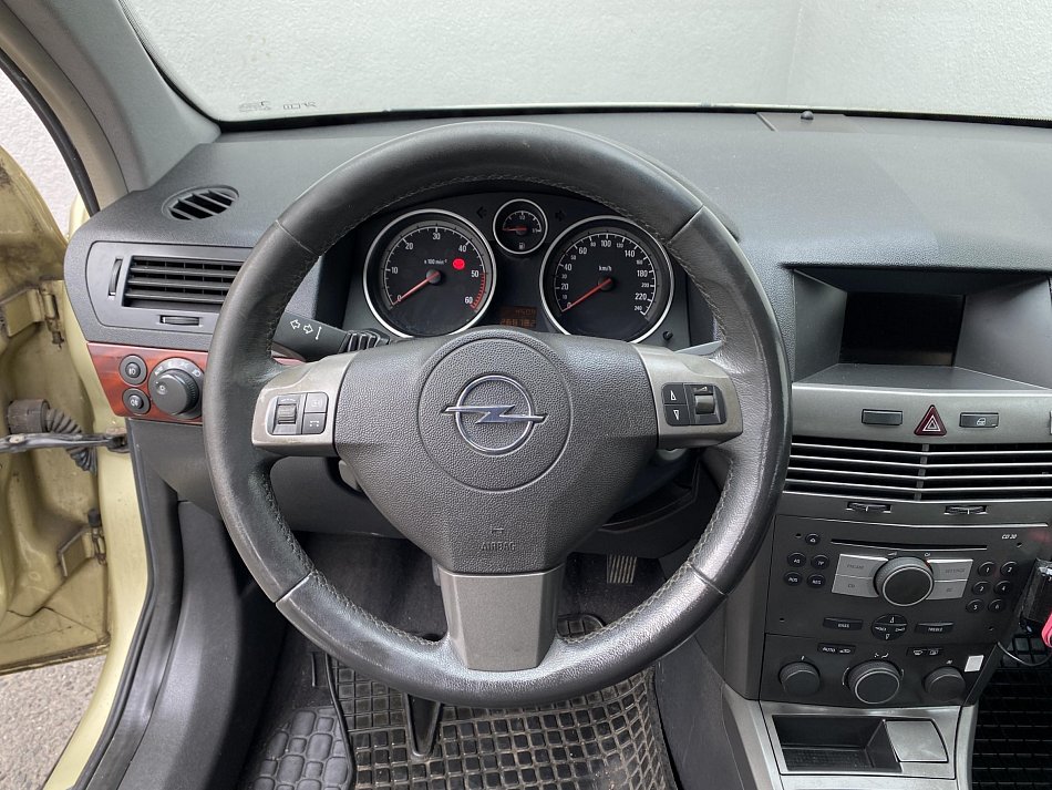Opel Astra 1.9 CDTi 