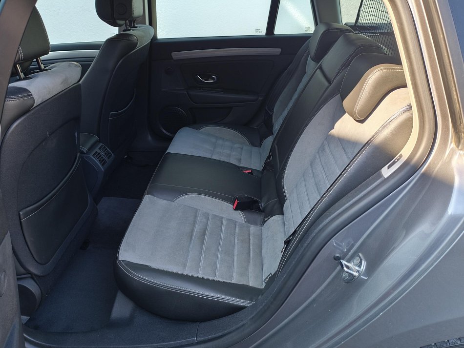 Renault Laguna 2.0 dCi  4Control