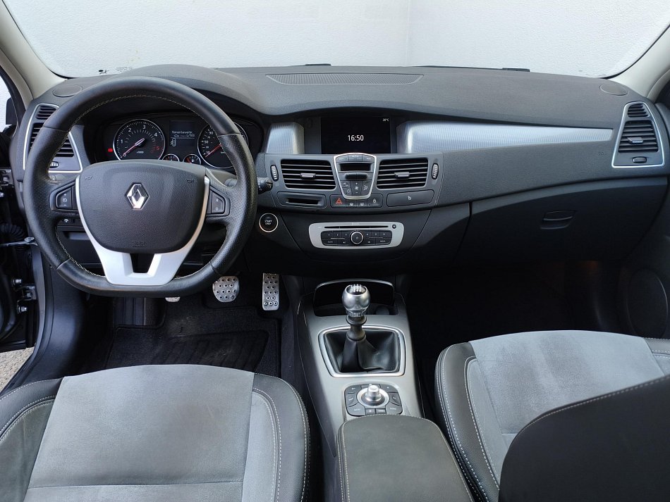 Renault Laguna 2.0 dCi  4Control