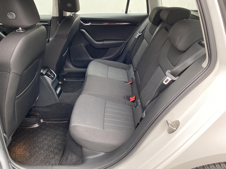 Škoda Octavia III 1.6 TDi Style