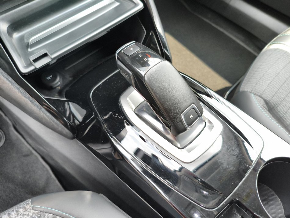 Peugeot 2008 1.2 PT Allure
