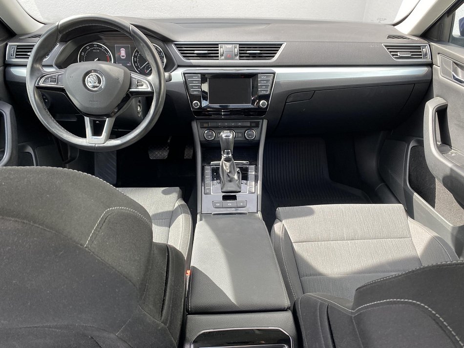 Škoda Superb III 1.4 TSi Ambition