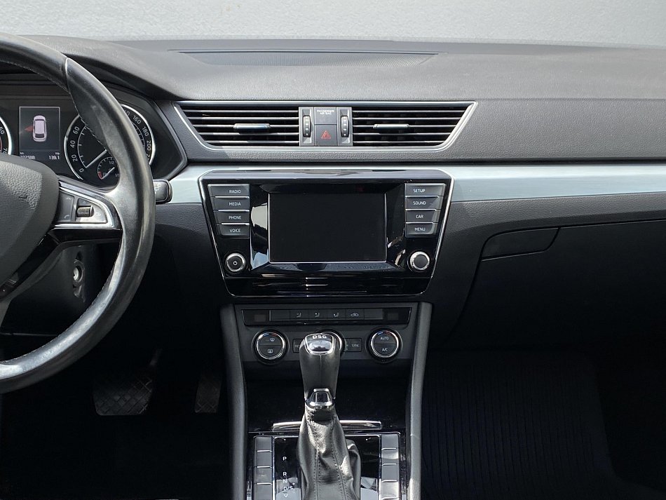 Škoda Superb III 1.4 TSi Ambition