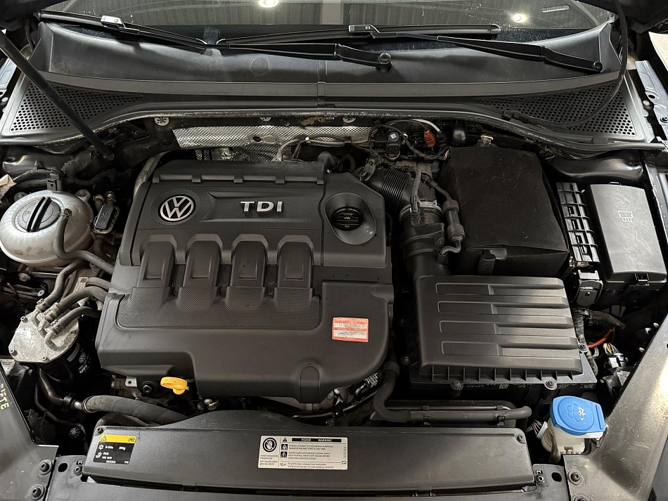 Volkswagen Passat 2.0 TDi 