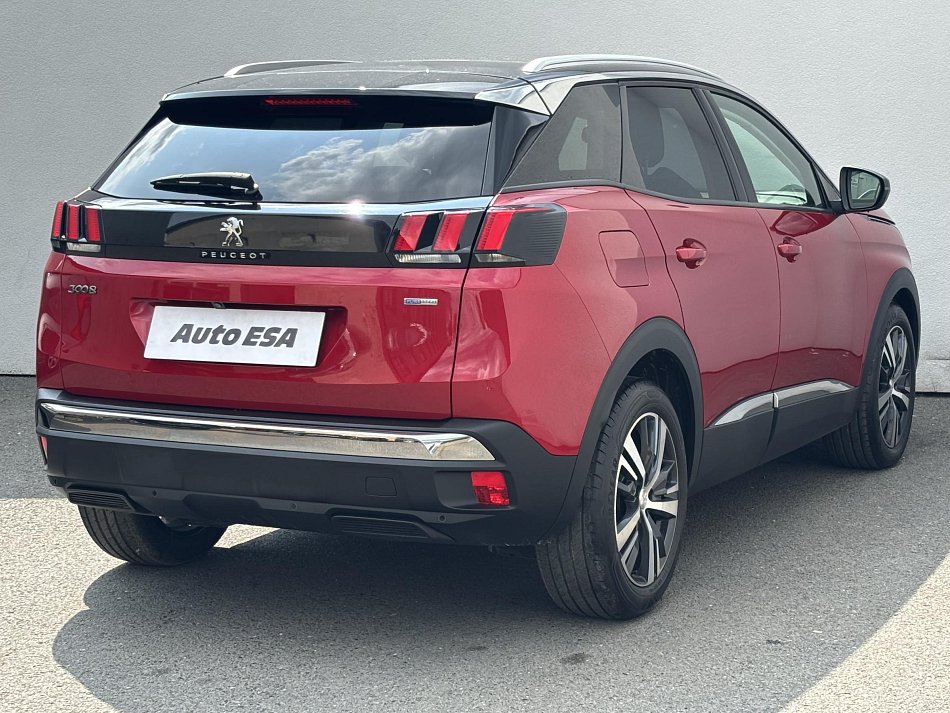 Peugeot 3008 1.2 PT 