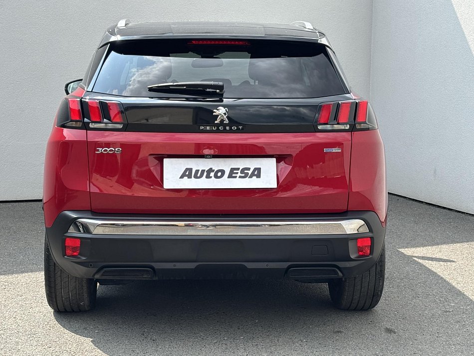 Peugeot 3008 1.2 PT 