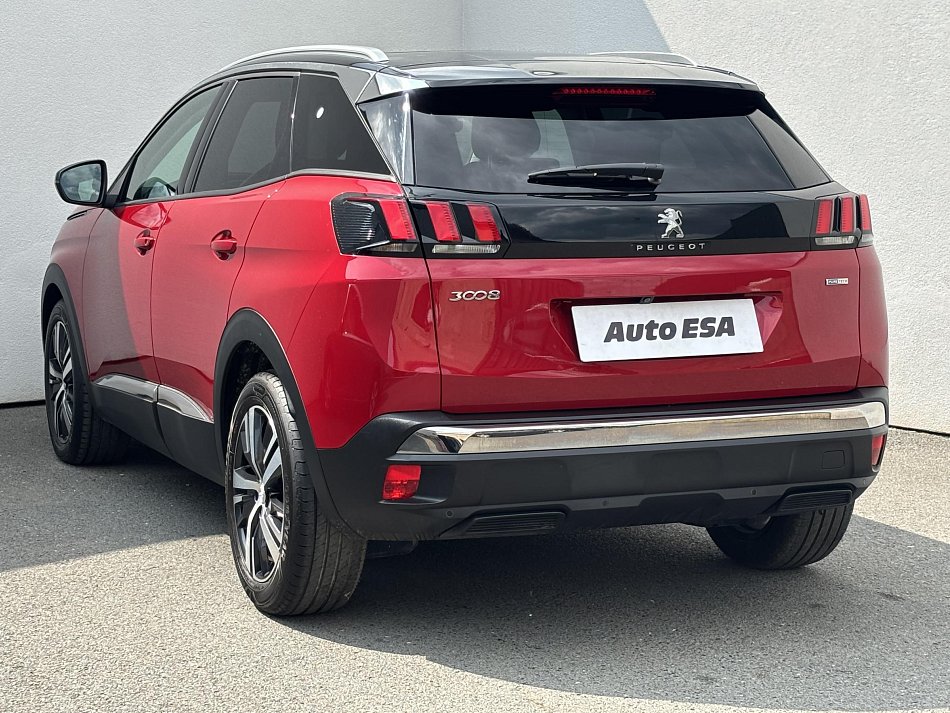 Peugeot 3008 1.2 PT 