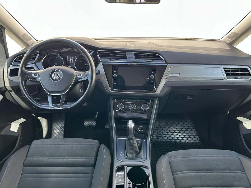 Volkswagen Touran 2.0 TDi 