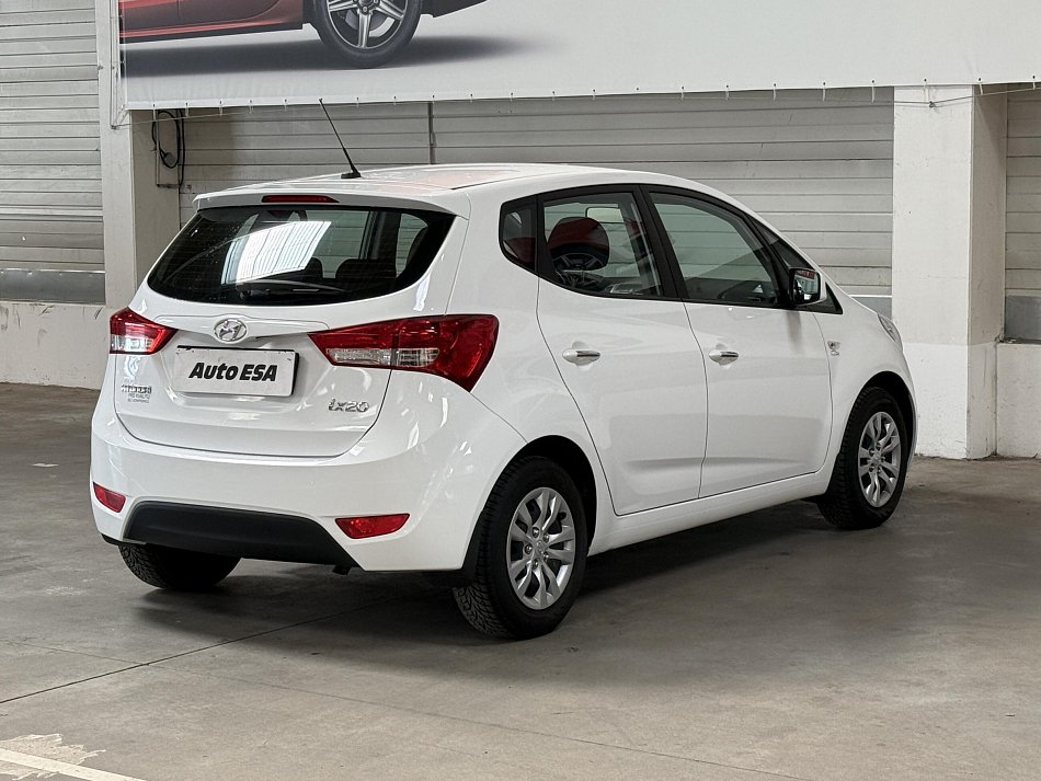 Hyundai Ix20 1.4i 
