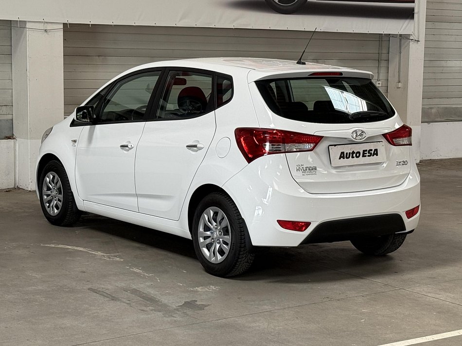 Hyundai Ix20 1.4i 