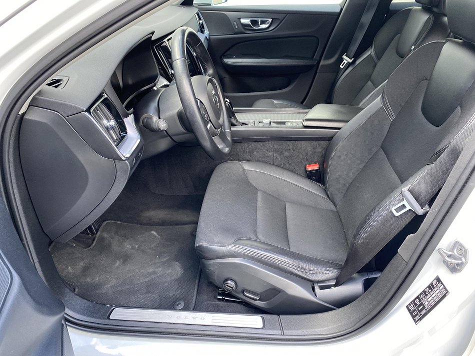 Volvo V60 2.0 D3 