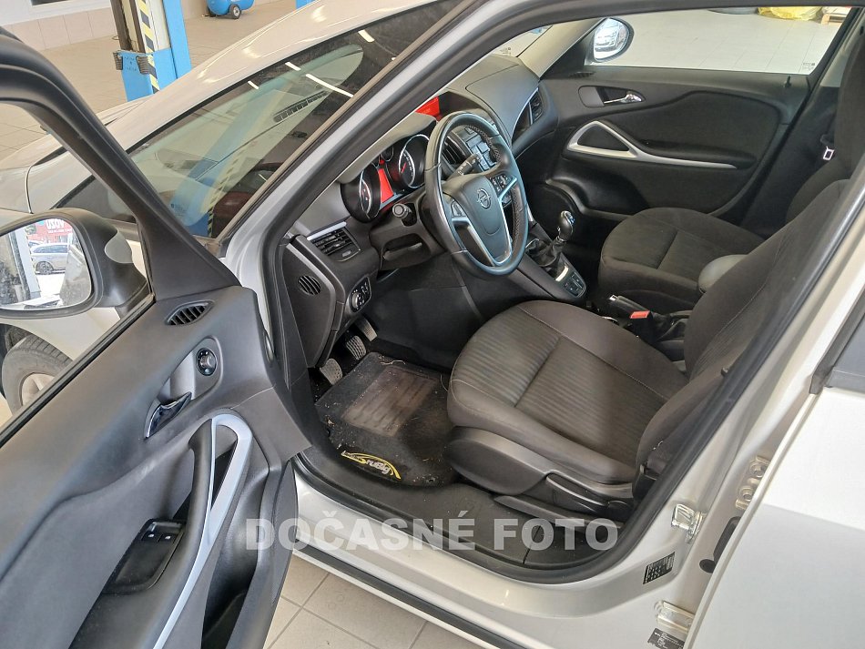 Opel Zafira 1.4 T 