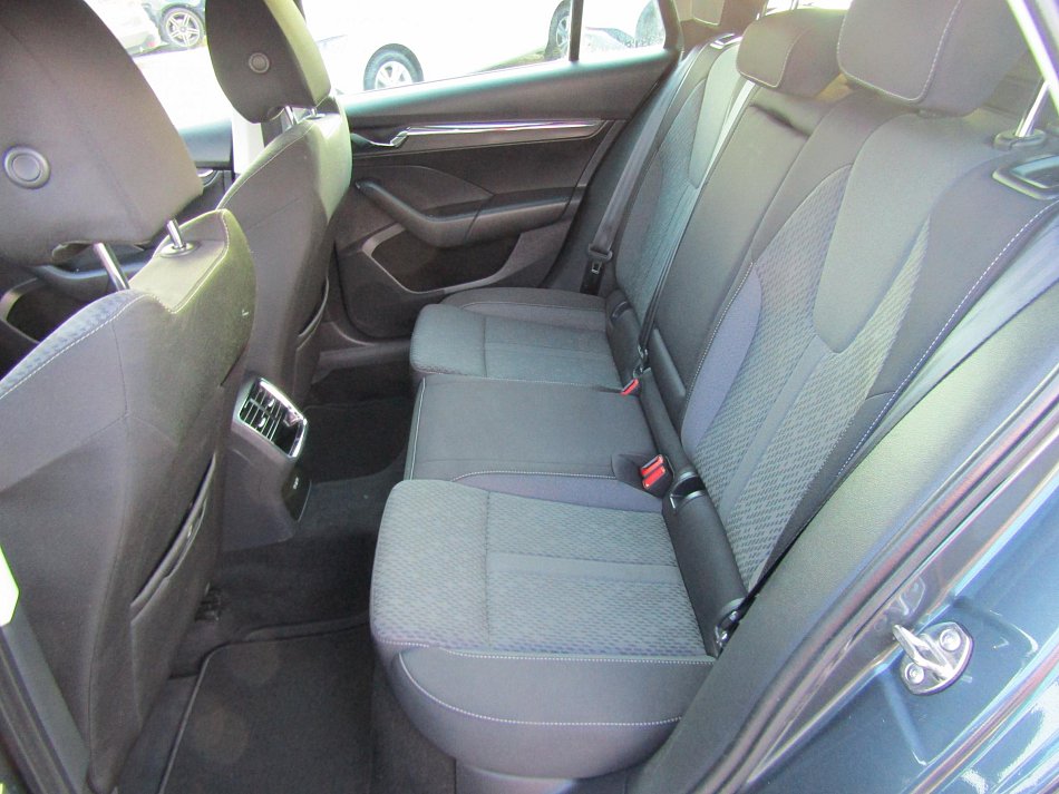Škoda Octavia IV 2.0 TDi 