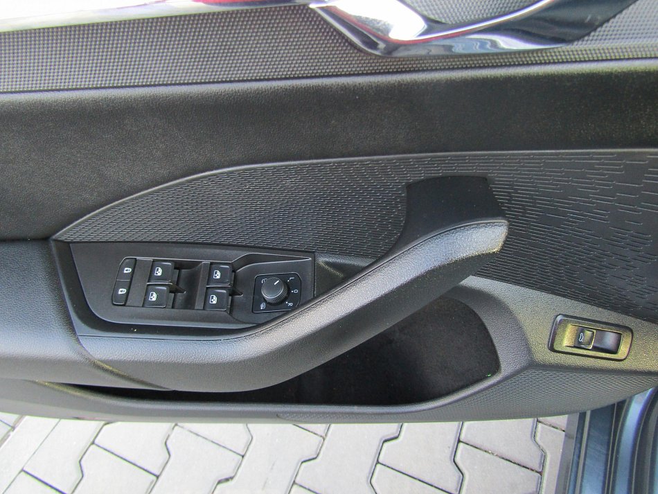 Škoda Octavia IV 2.0 TDi 
