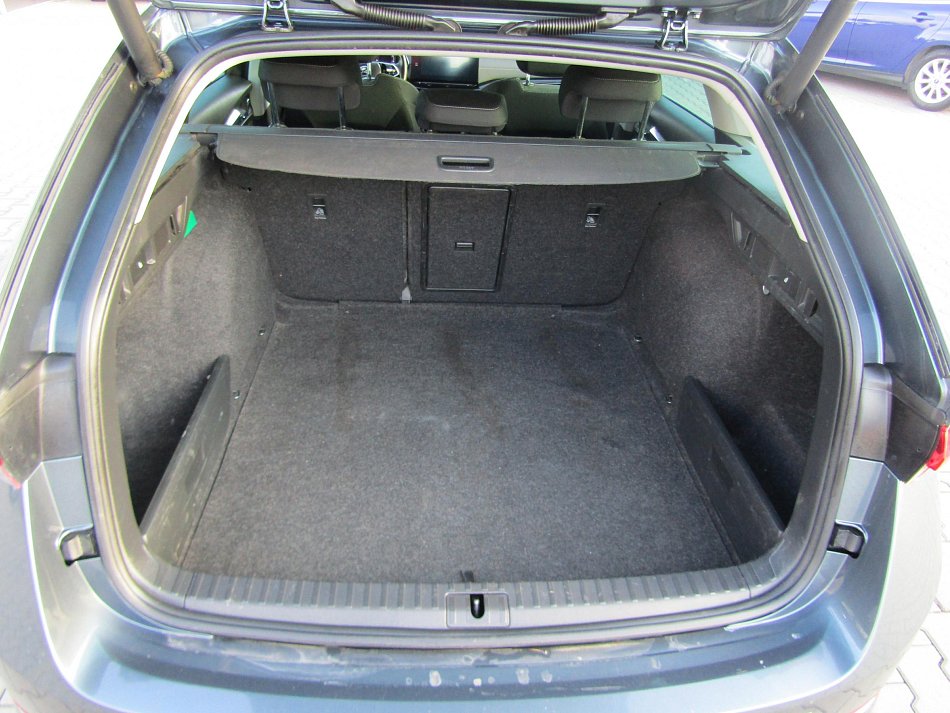 Škoda Octavia IV 2.0 TDi 