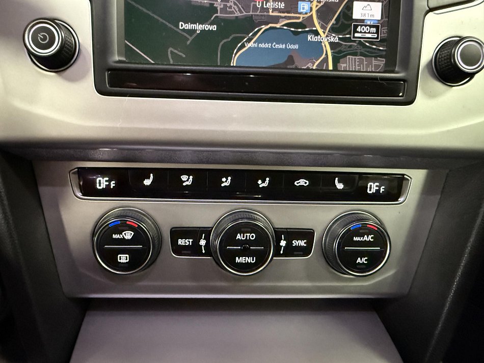 Volkswagen Passat 2.0 TDi 