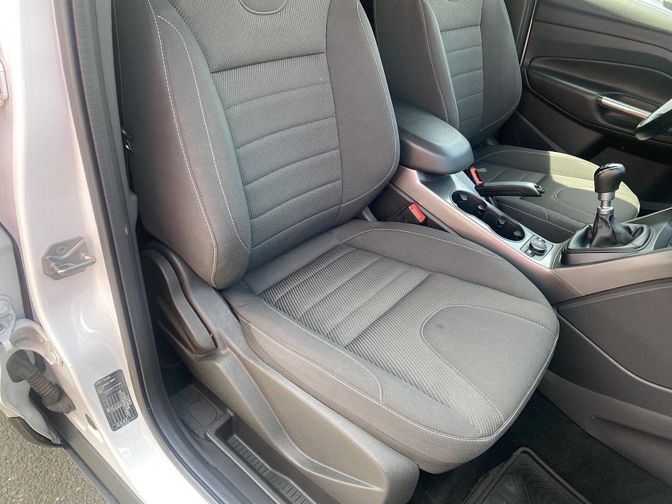 Ford Kuga 1.5 EB 