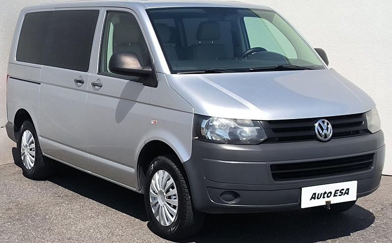 Volkswagen Transporter 2.0 TDi  9míst