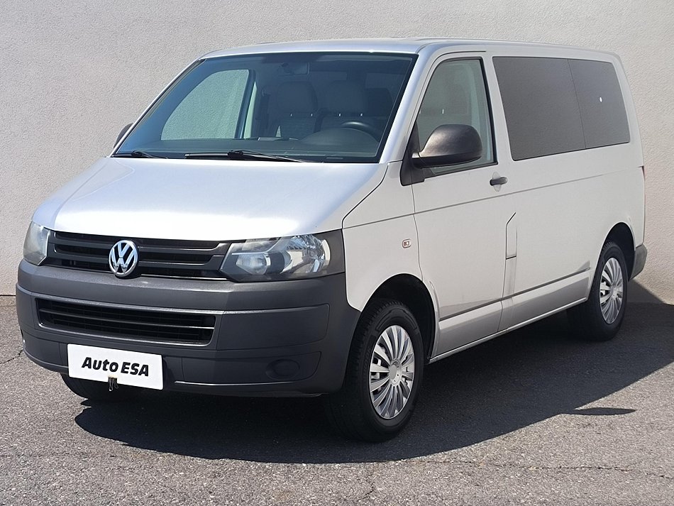 Volkswagen Transporter 2.0 TDi  9míst