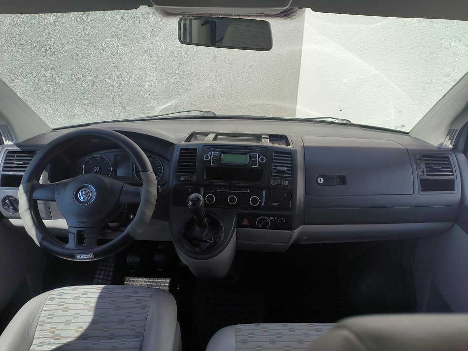 Volkswagen Transporter 2.0 TDi  9míst