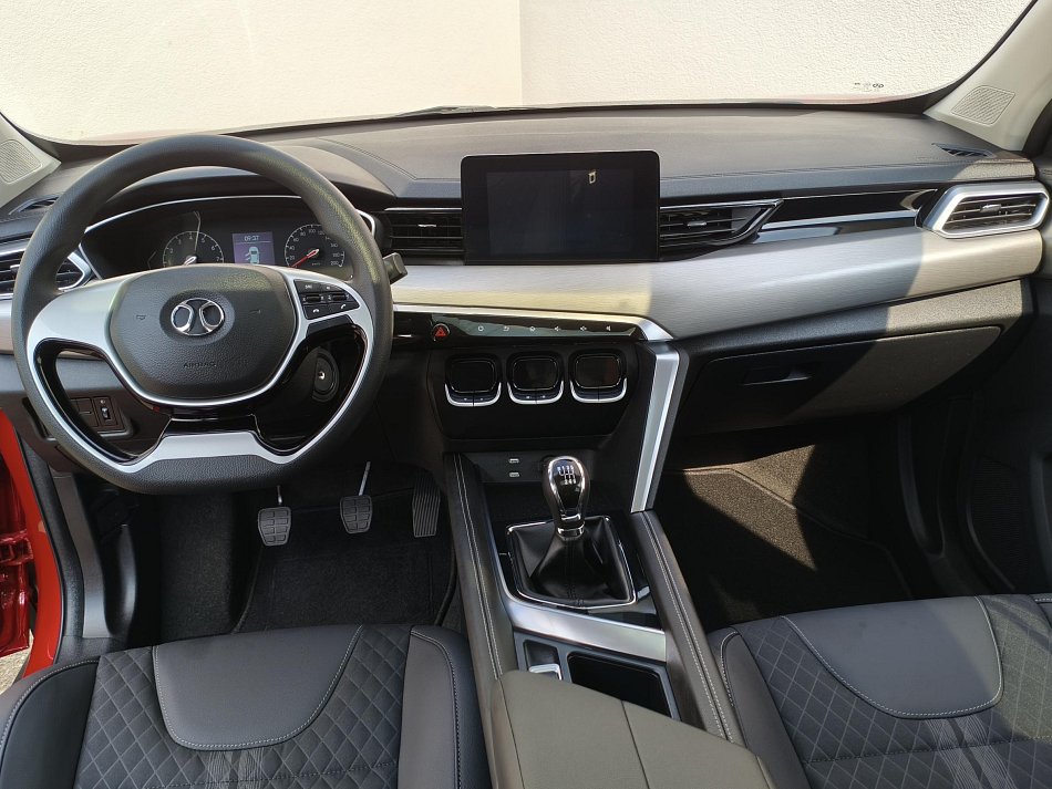 BAIC X35 1.5T 