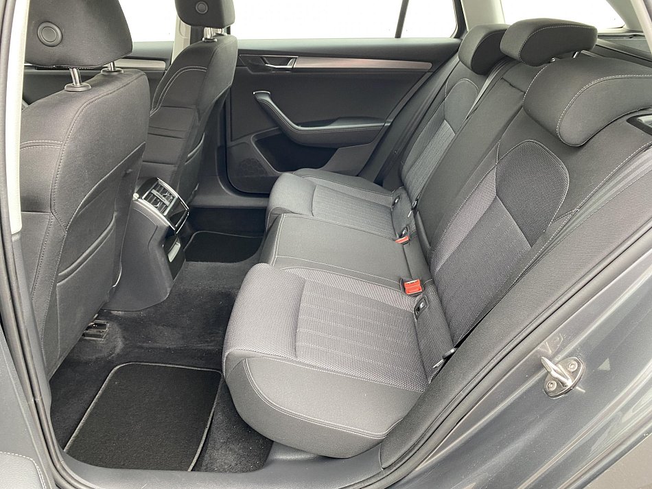 Škoda Superb III 2.0 TDi Style 4x4