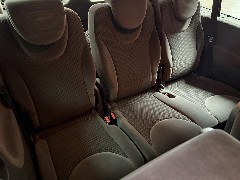 Peugeot Expert 2.0HDi  L2 9míst