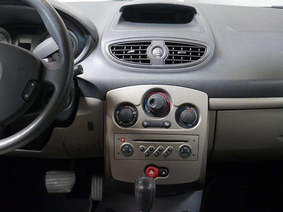 Renault Clio 1.2i 